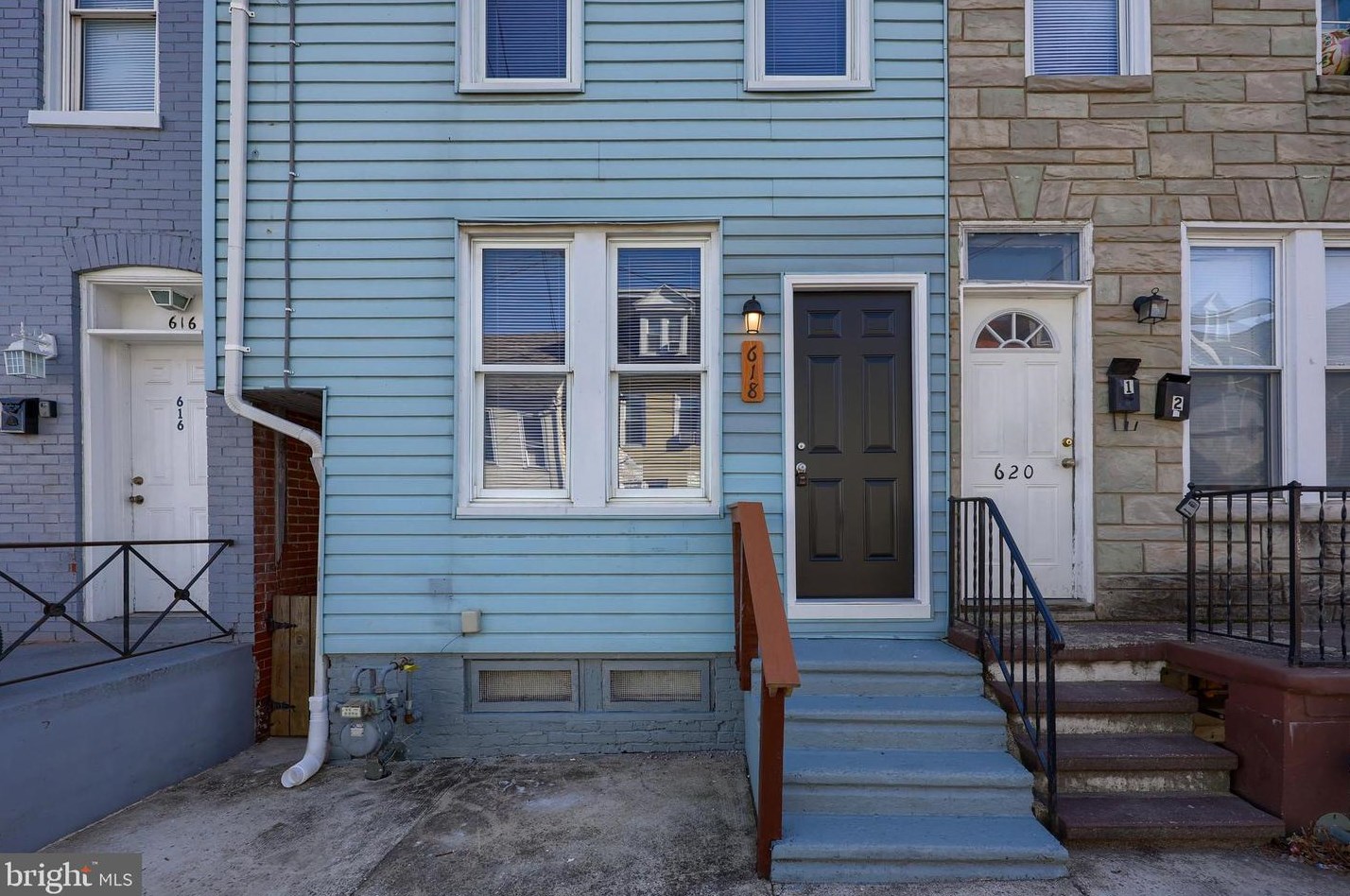 618 College Ave, York PA  17401-3869 exterior
