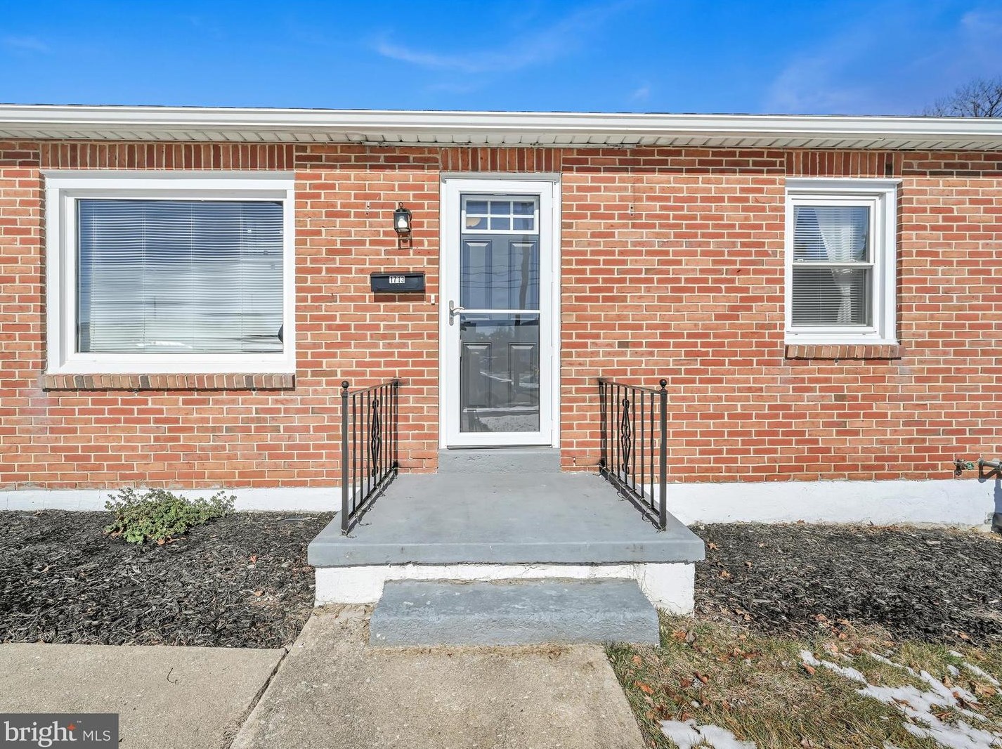 1713 6th Ave, York PA  17403-2642 exterior