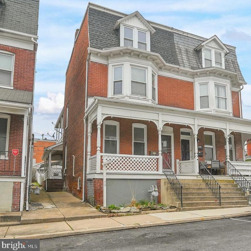 818 Latimer St, York PA 17404-2532 exterior