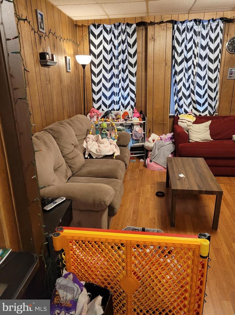 247 Penn St, York PA  17401-2912 exterior