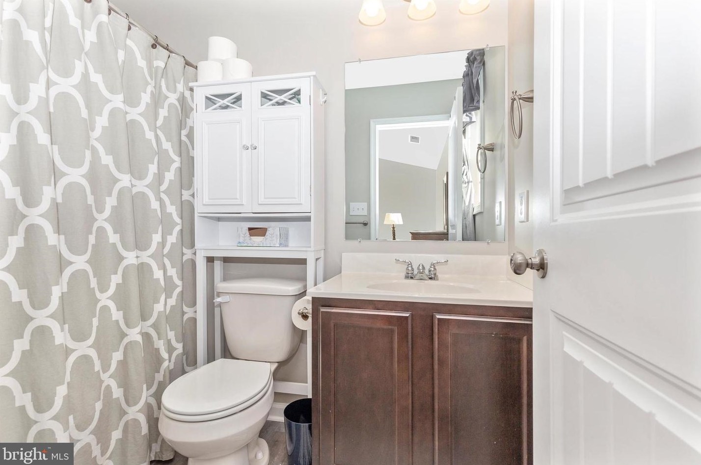 204 Overlook Dr, Hanover PA  17331-9136 exterior