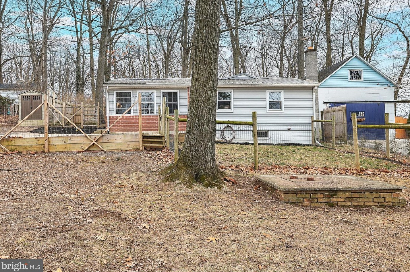 310 Winterstown Rd, Red Lion PA  17356-8634 exterior