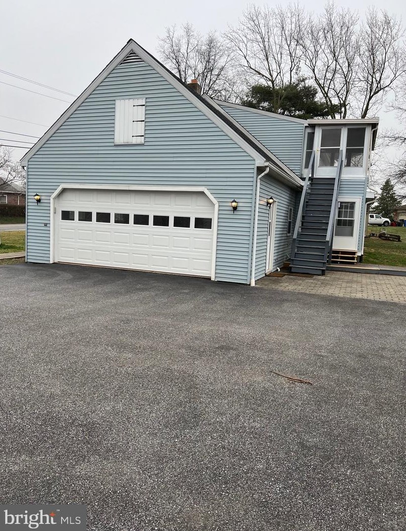 4210 Salem Church Rd, York PA  17315-4214 exterior