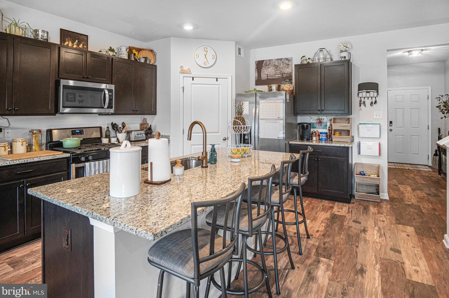 161 Winifred Dr, Hanover PA  17331 exterior