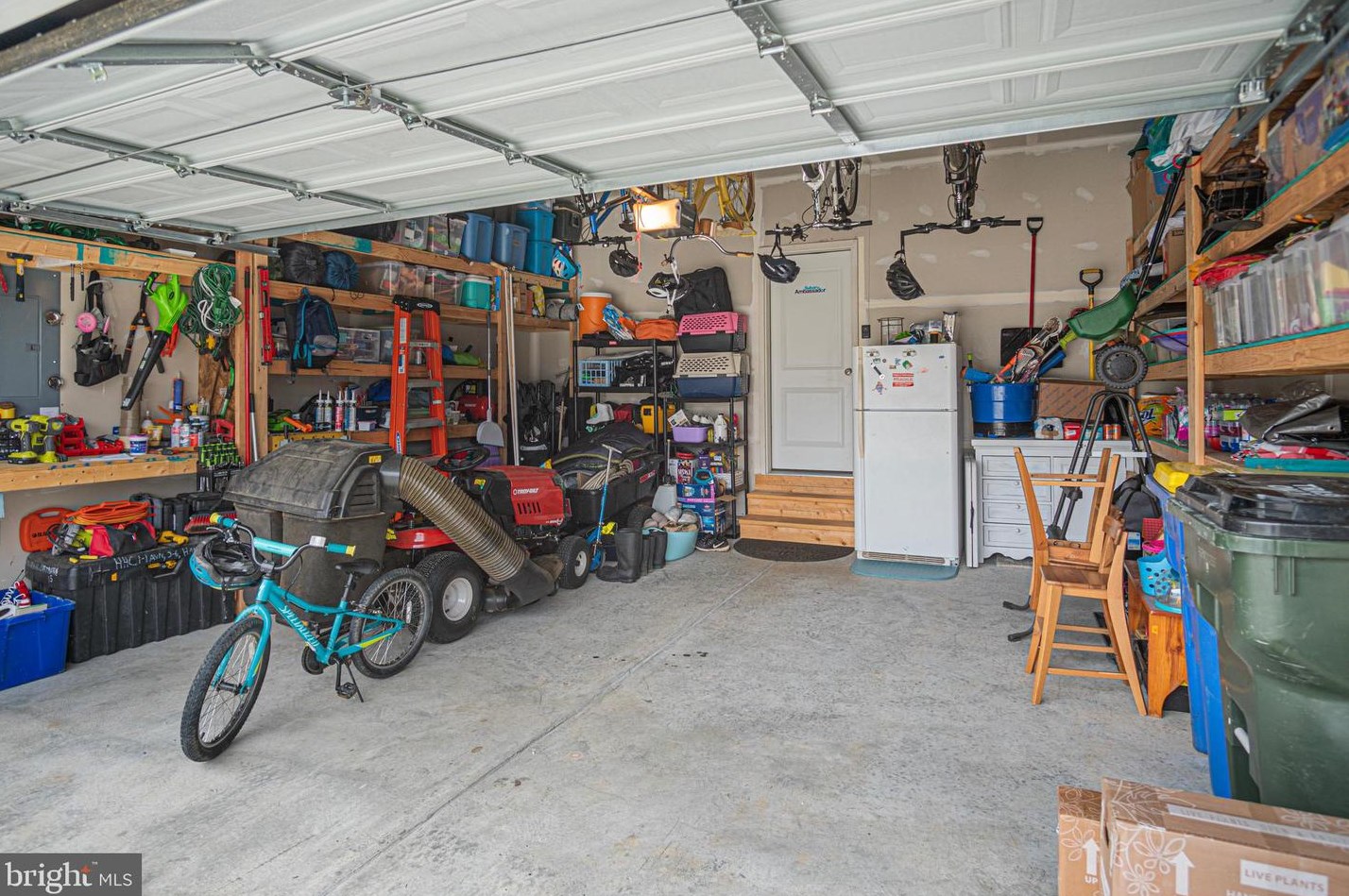 161 Winifred Dr, Hanover PA  17331 exterior