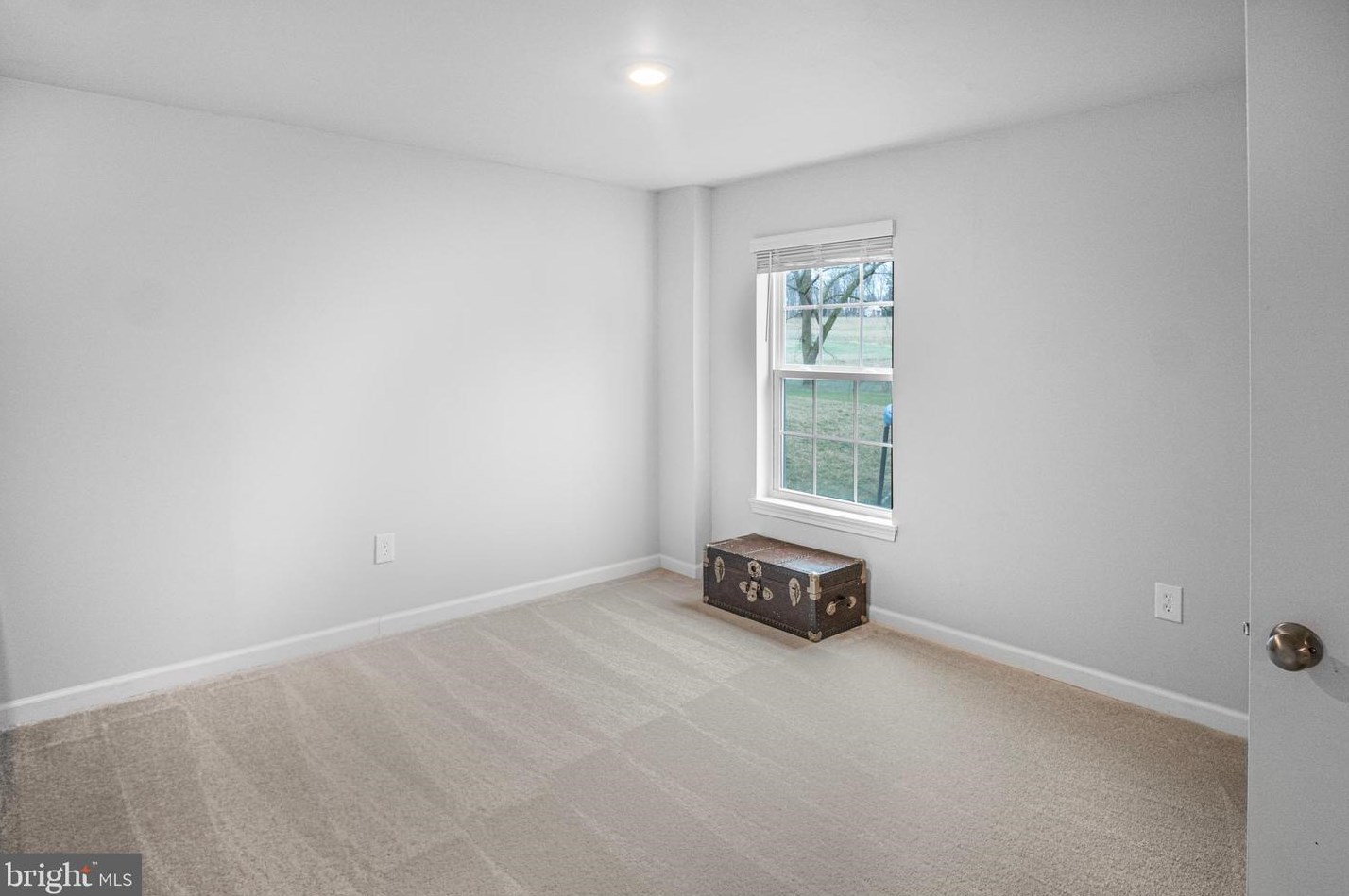 161 Winifred Dr, Hanover PA  17331 exterior