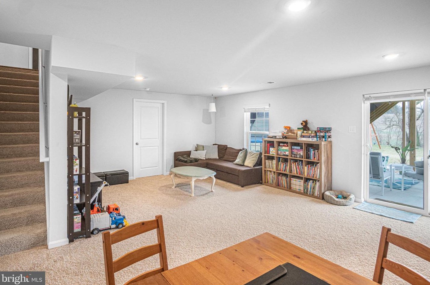 161 Winifred Dr, Hanover PA  17331 exterior