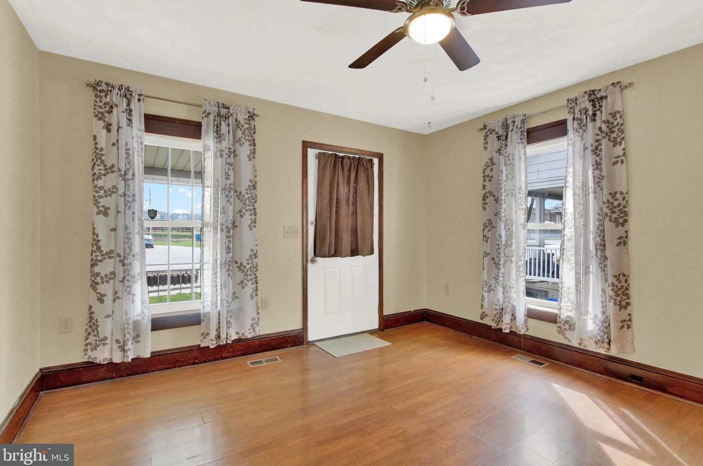 886 York St, Hanover PA  17331-3437 exterior