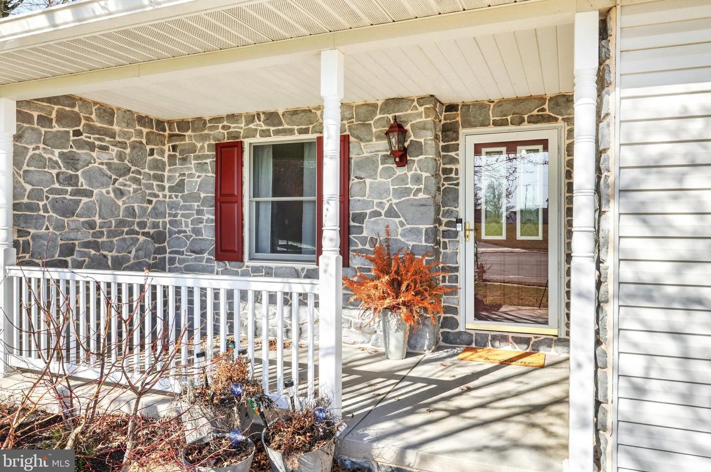 2865 Admire Springs Dr, York PA  17315-4584 exterior