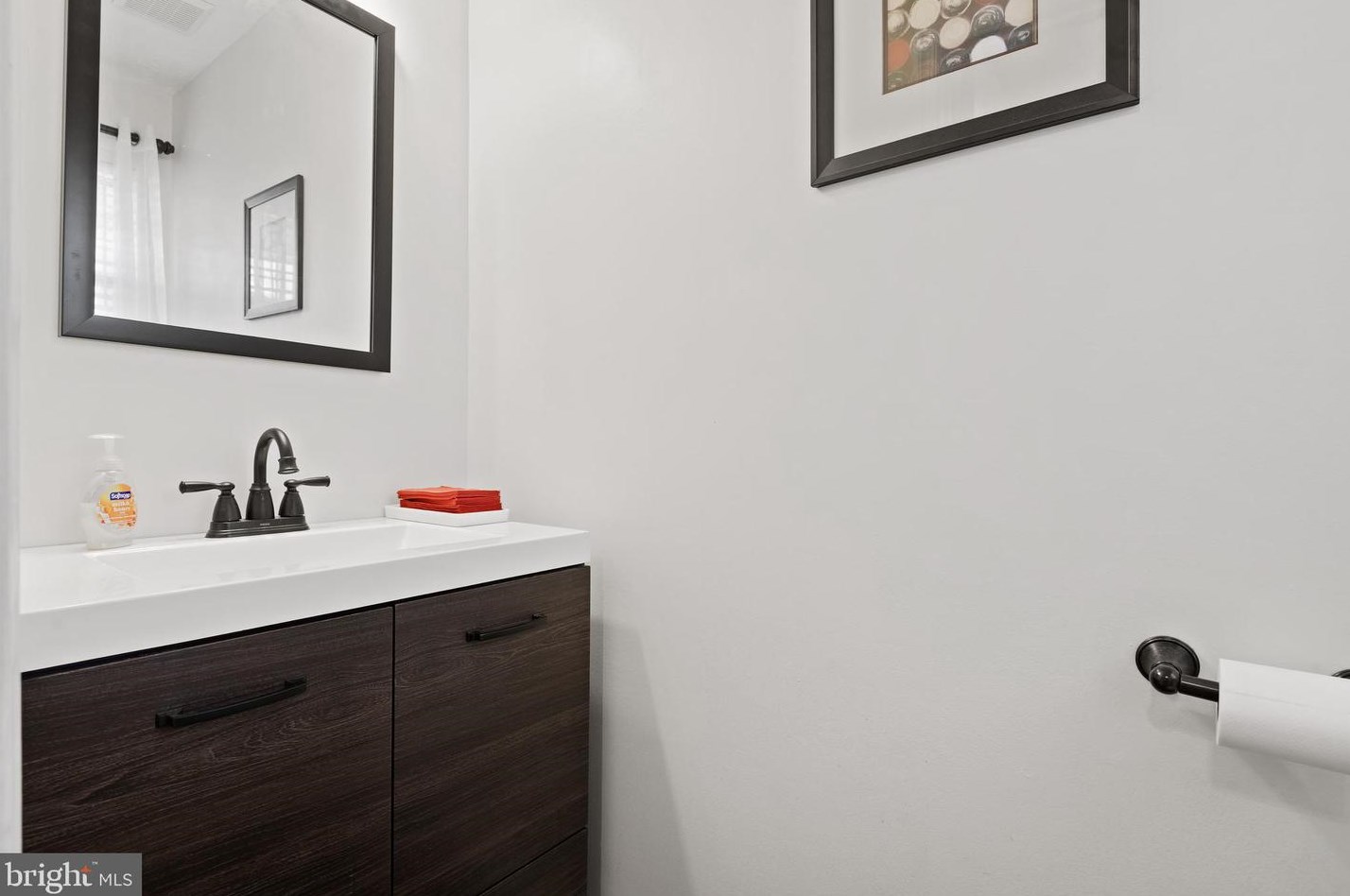 185 Country Ridge Dr, Red Lion PA  17356-8869 exterior