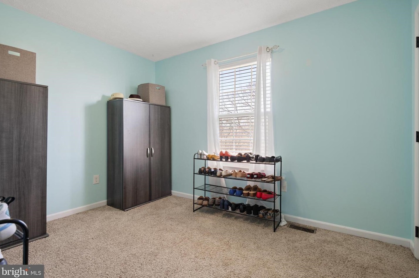 185 Country Ridge Dr, Red Lion PA  17356-8869 exterior