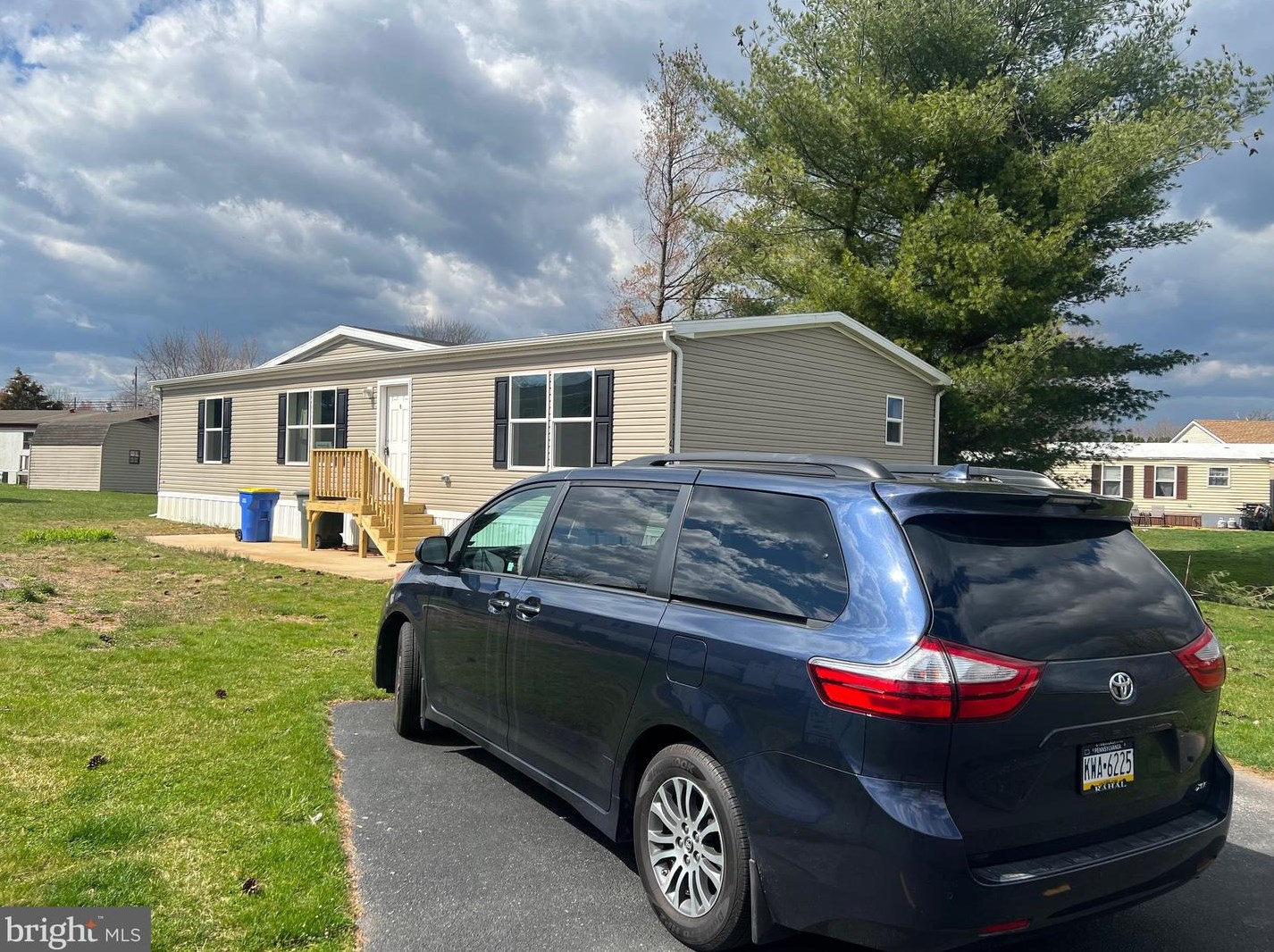 4243 Leah Ave, York PA 17315-3472 exterior