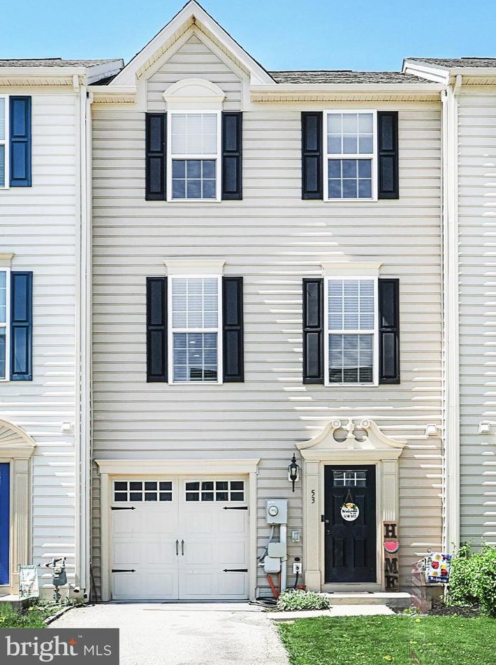 53 Center St, Hanover PA  17331-2829 exterior