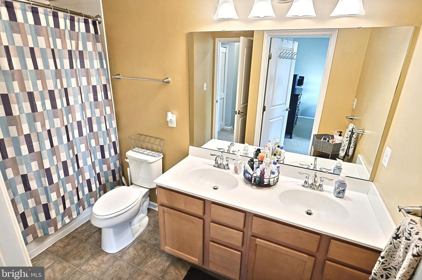 53 Center St, Hanover PA  17331-2829 exterior