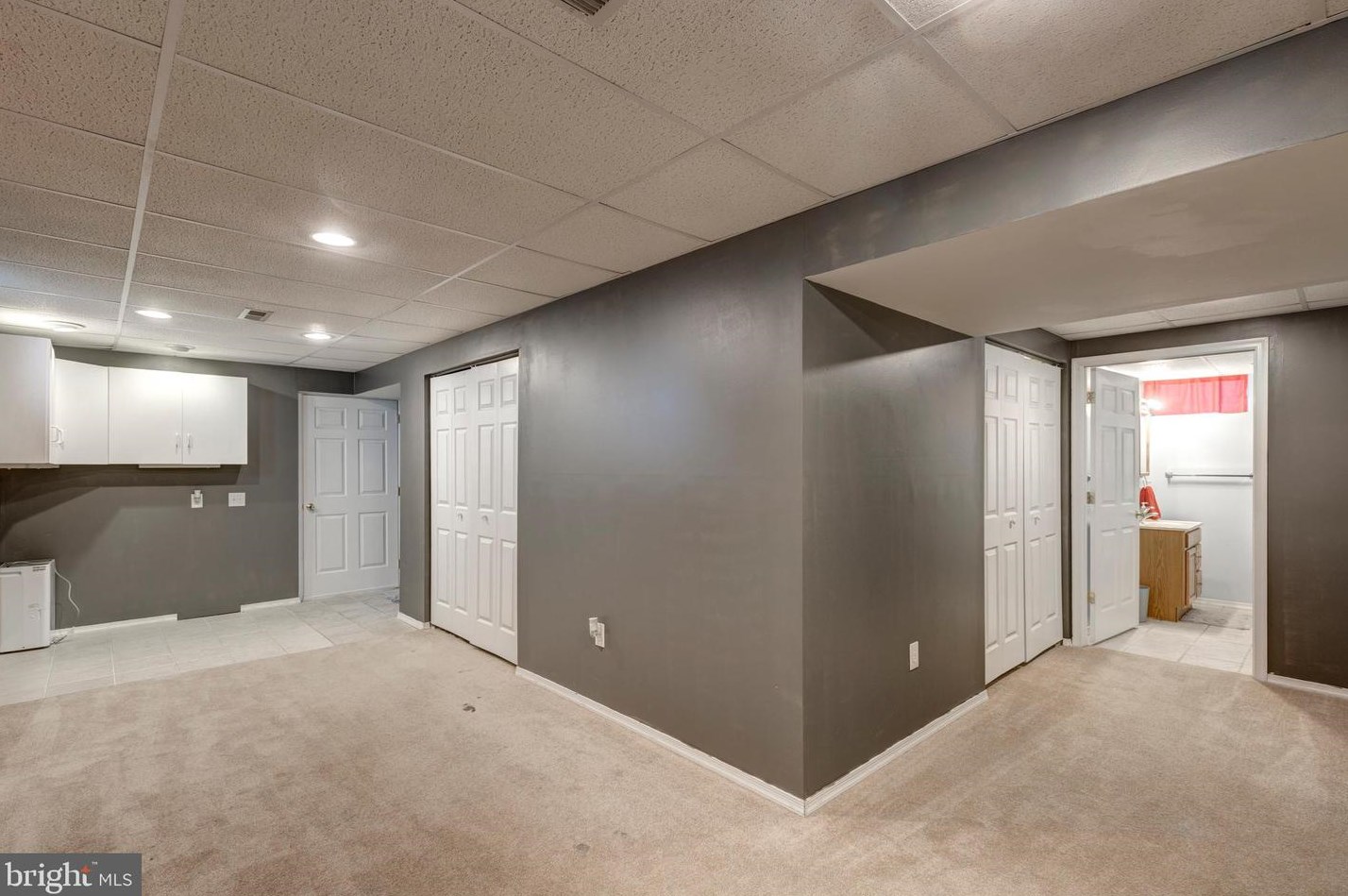 1401 Wanda Dr, Hanover PA  17331-8626 exterior