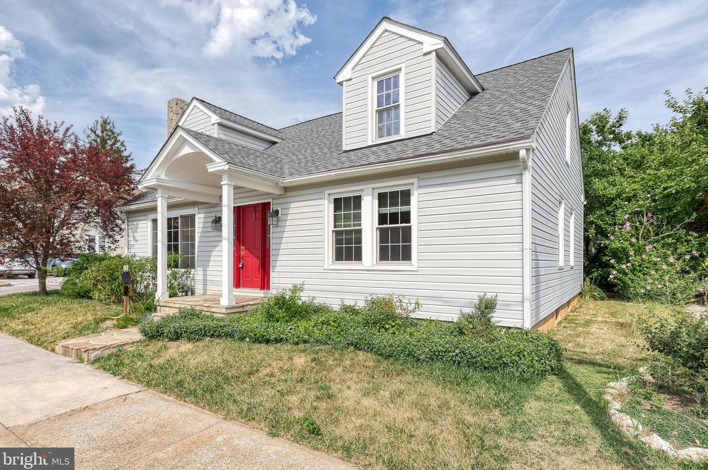 63 George St, Hanover PA 17331-1912 exterior