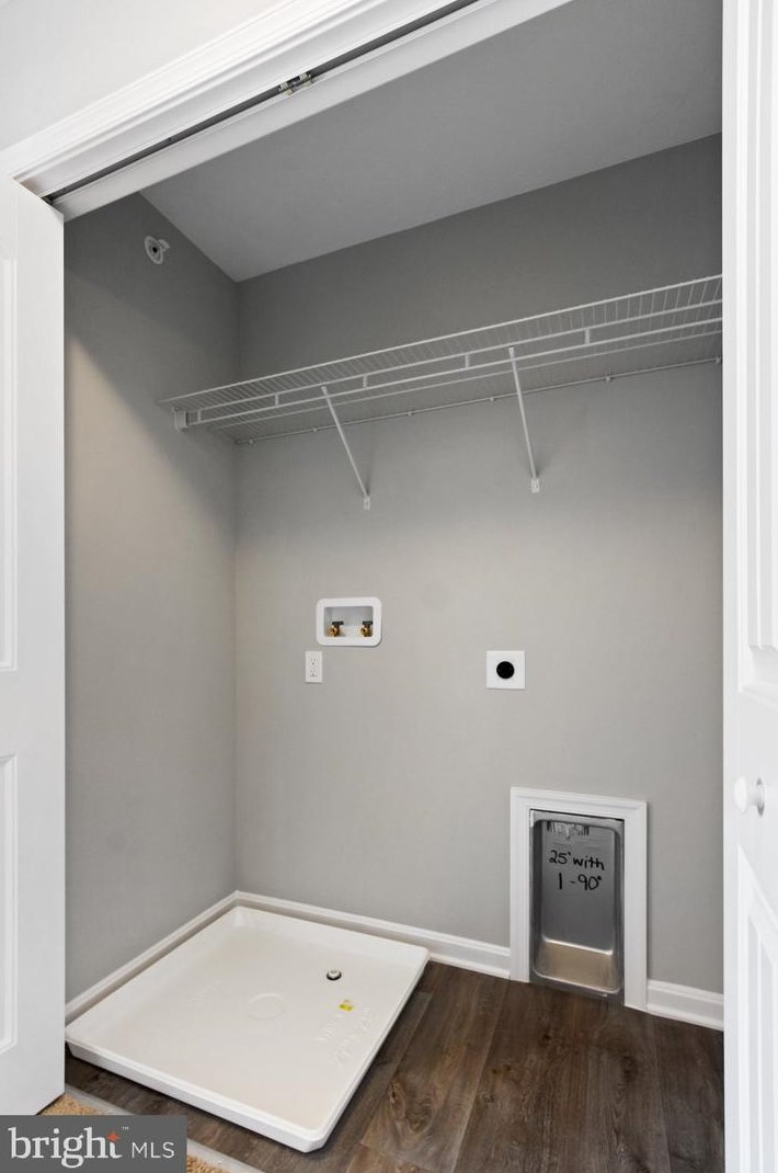 109 Overlook Dr, Hanover PA 17331-9136 exterior