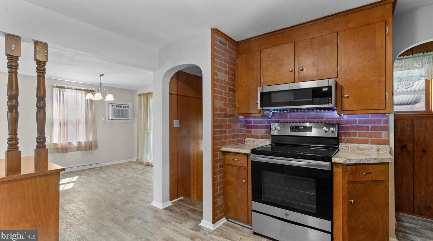 110 Fame Ave, Hanover PA  17331-1535 exterior