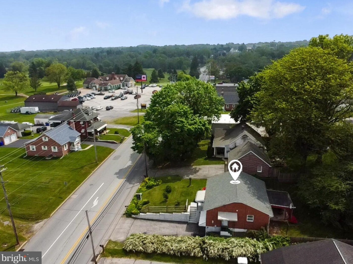 2814 Carlisle Rd, York PA  17408-1473 exterior