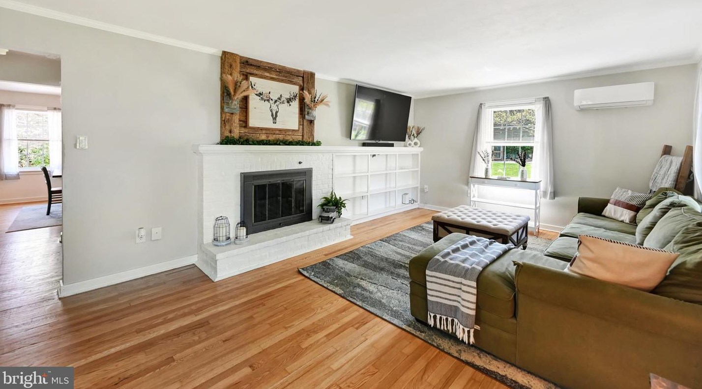 329 Clearview Rd, Hanover PA  17331-1313 exterior