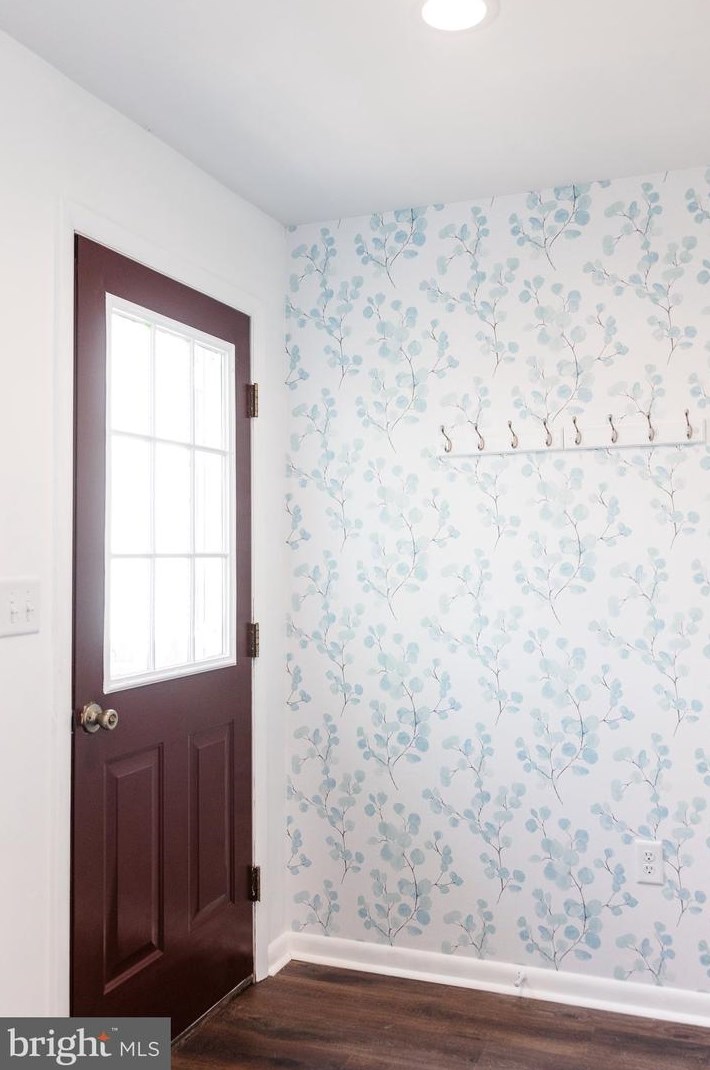 11 Pine St, Hanover PA  17331-2352 exterior