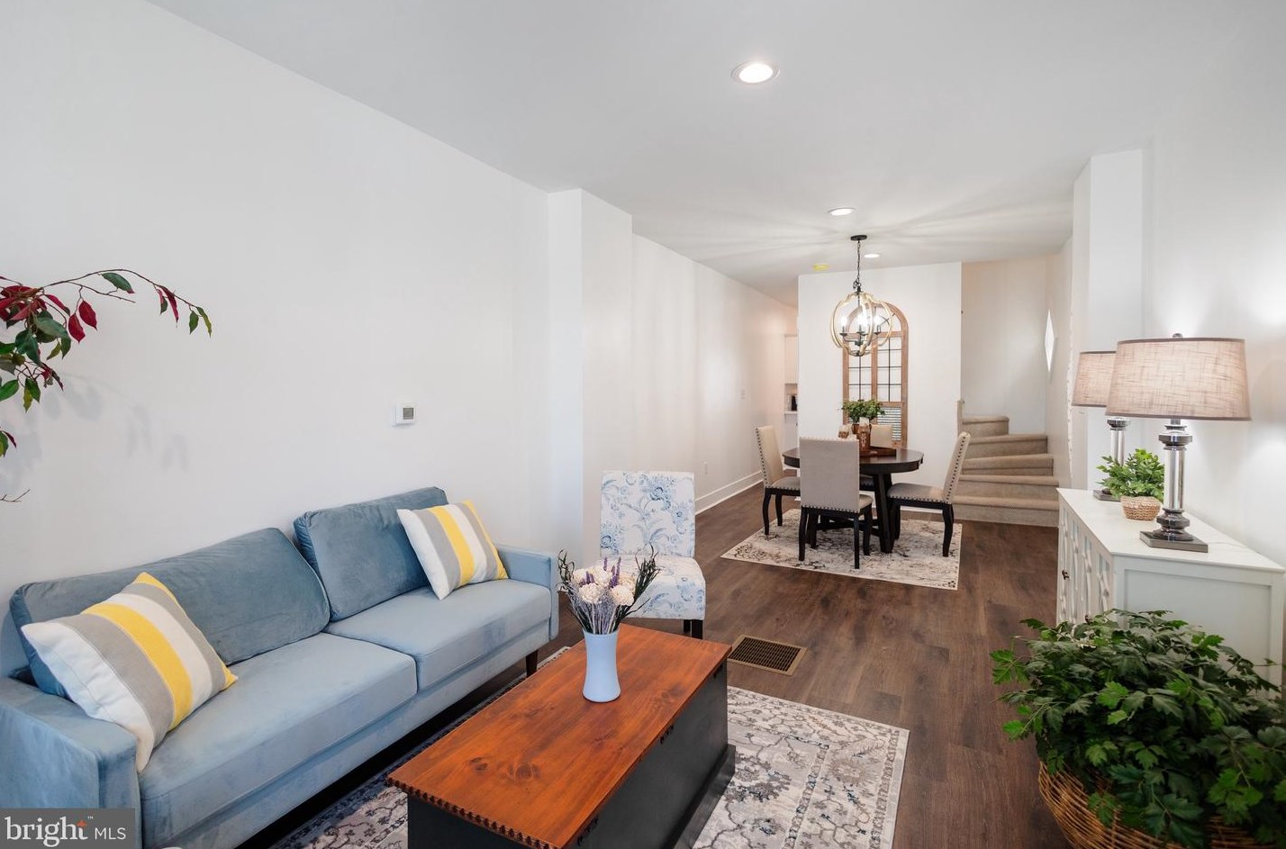 11 Pine St, Hanover PA  17331-2352 exterior