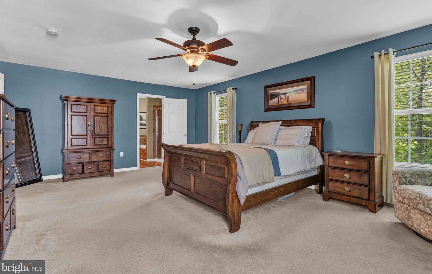 2209 Reservoir Hts Dr, Hanover PA 17331-8327 exterior