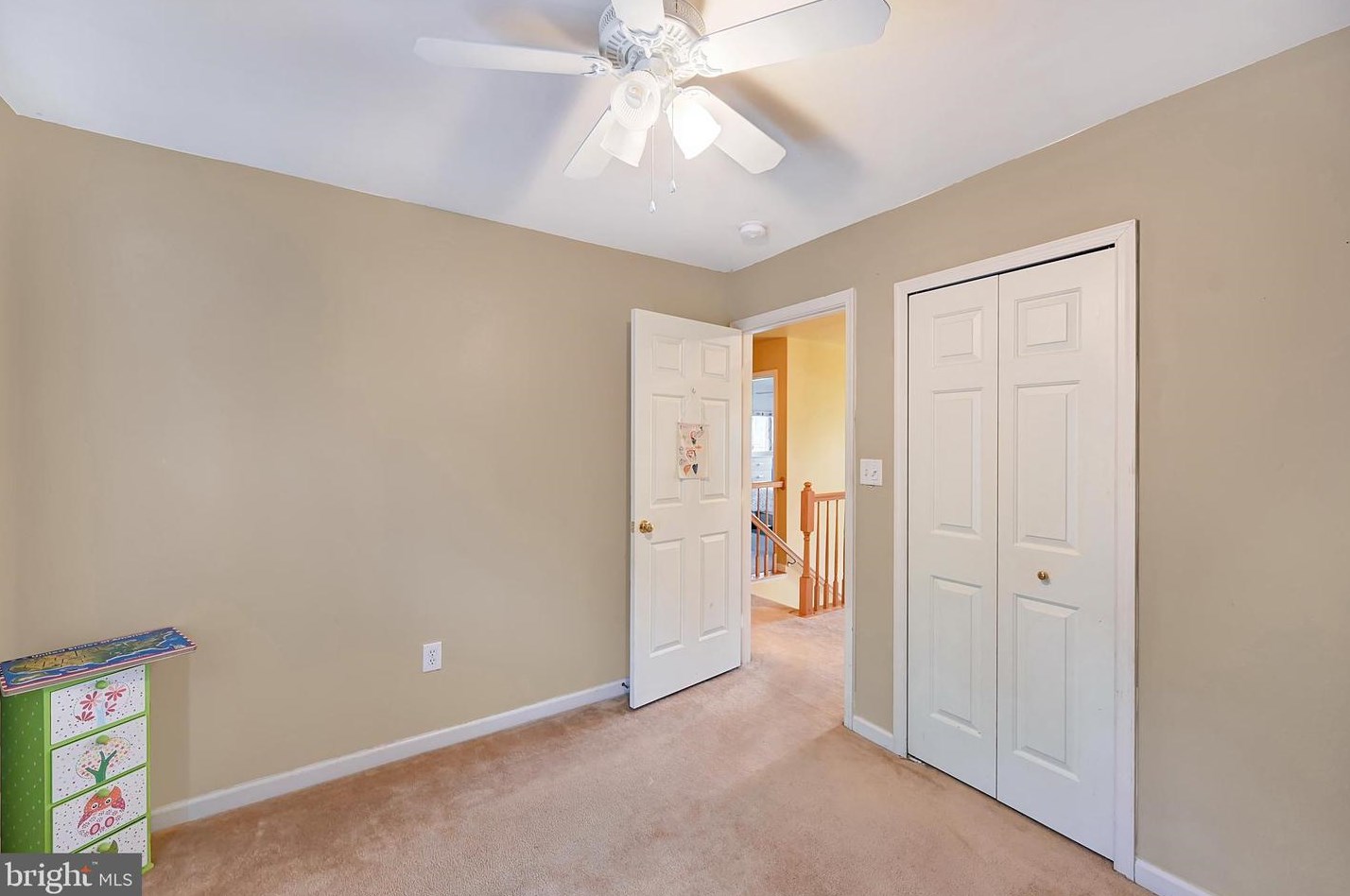 37 Louvain Dr, Hanover PA 17331-8696 exterior