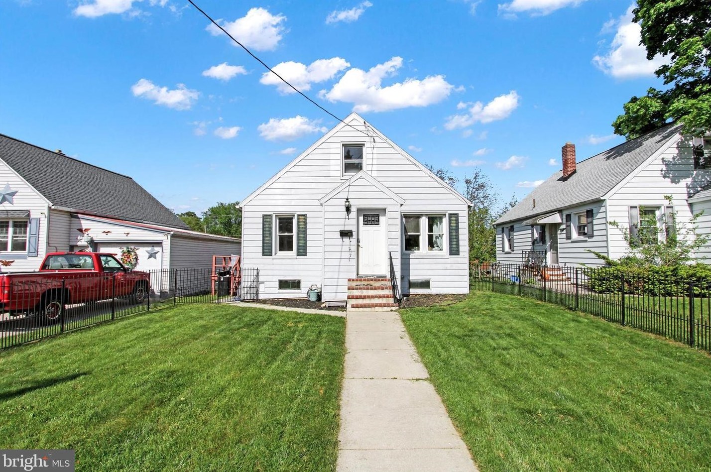 812 Mcallister St, Hanover PA  17331-4139 exterior