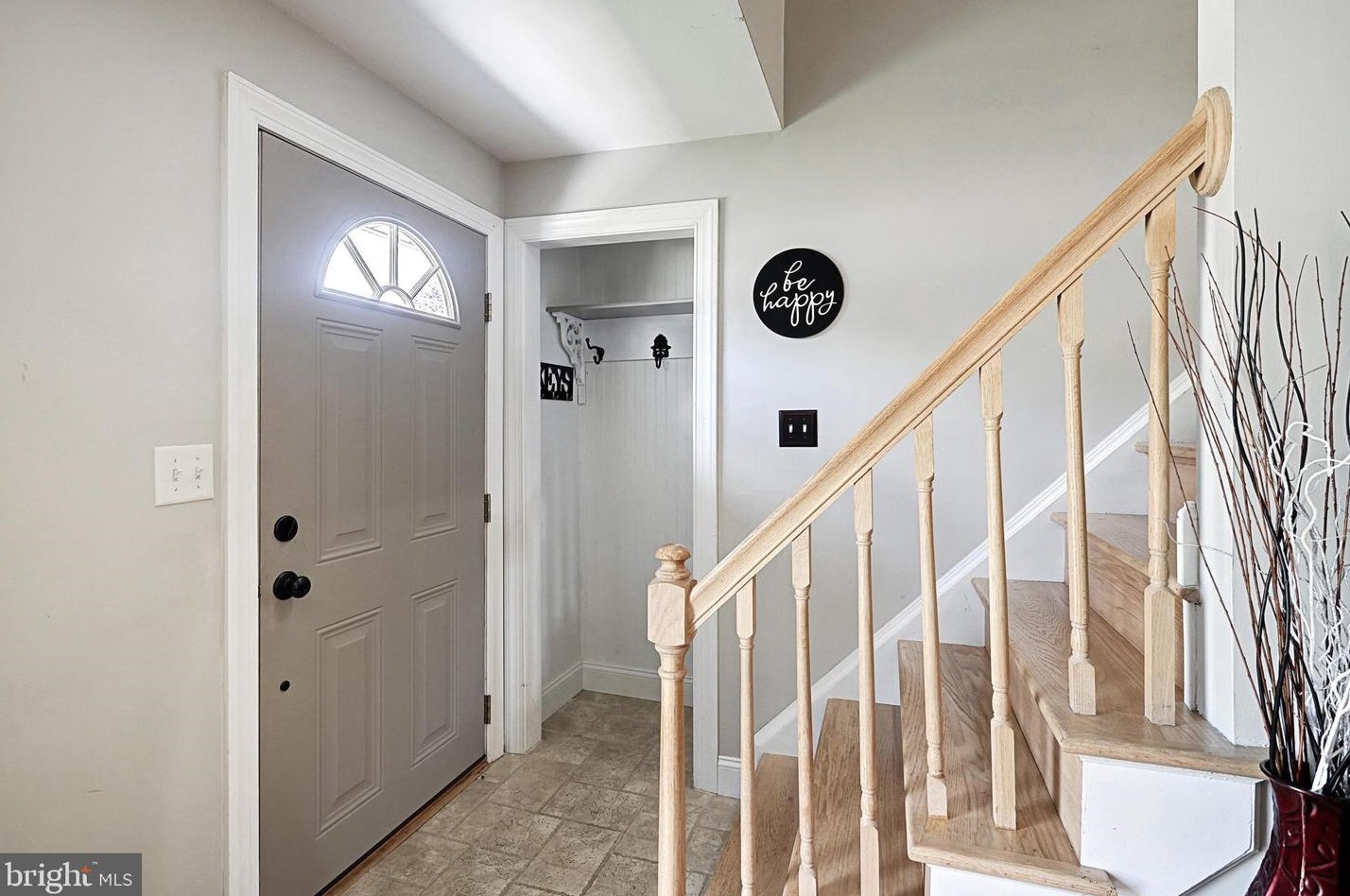 17 Campus Ave, Spring Grove PA  17362-1413 exterior