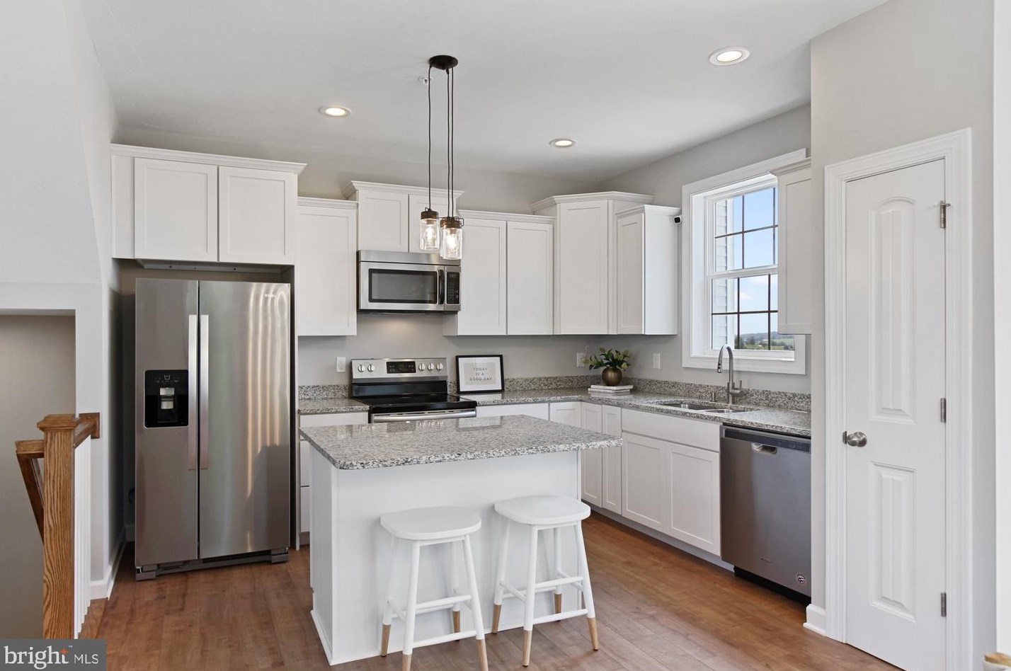 202 Ctr St, Hanover PA 17331-2829 exterior