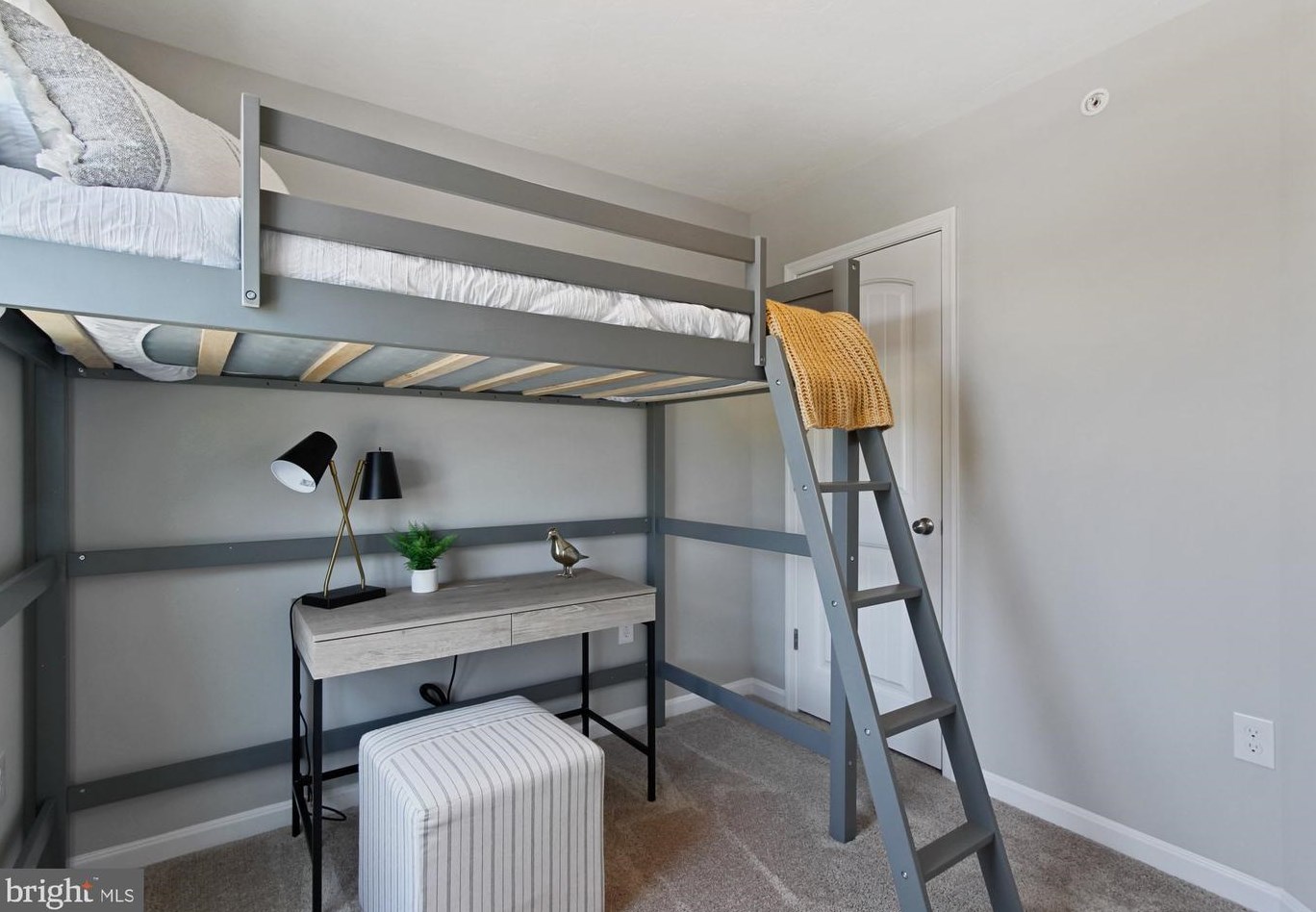 202 Ctr St, Hanover PA 17331-2829 exterior