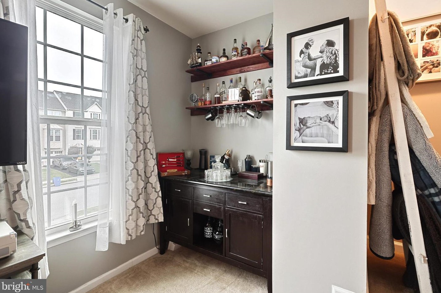 48 Ctr St, Hanover PA 17331-2829 exterior