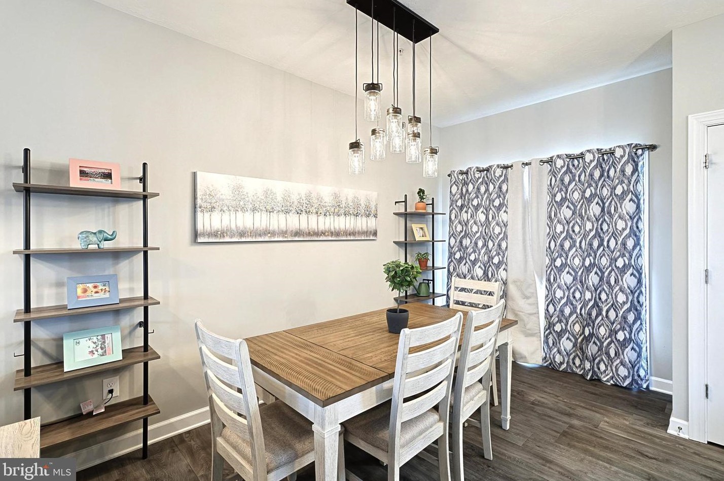 48 Overlook Dr, Hanover PA 17331-9136 exterior