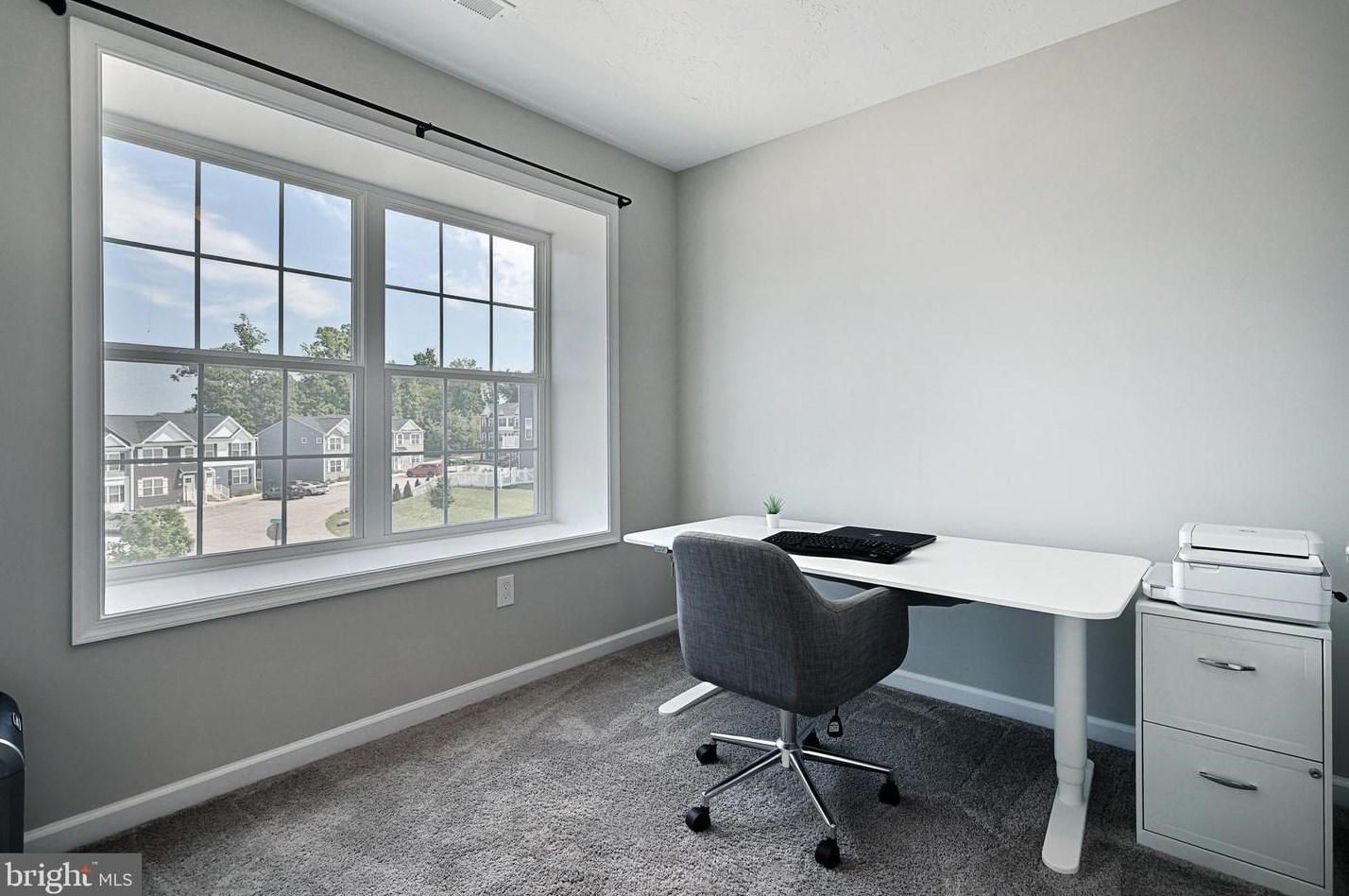 48 Overlook Dr, Hanover PA 17331-9136 exterior