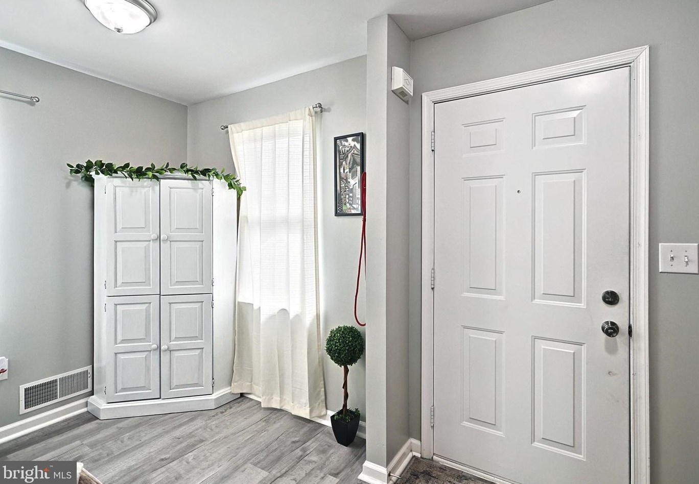 2613 Grandview Park Dr, York PA  17408-1482 exterior