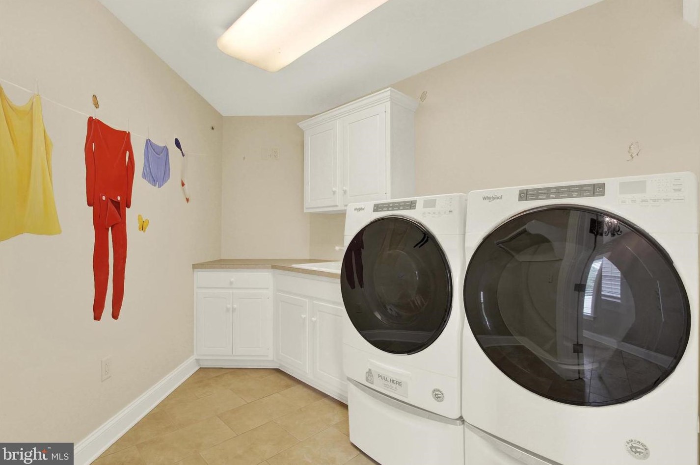 280 Thornhill Dr, Hanover PA  17331-7973 exterior