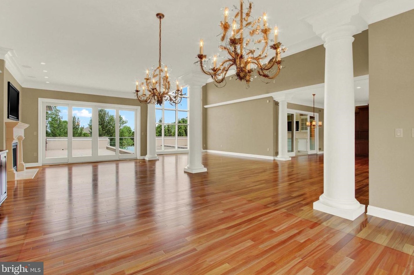 280 Thornhill Dr, Hanover PA  17331-7973 exterior