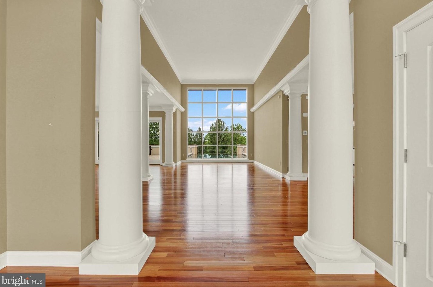 280 Thornhill Dr, Hanover PA  17331-7973 exterior