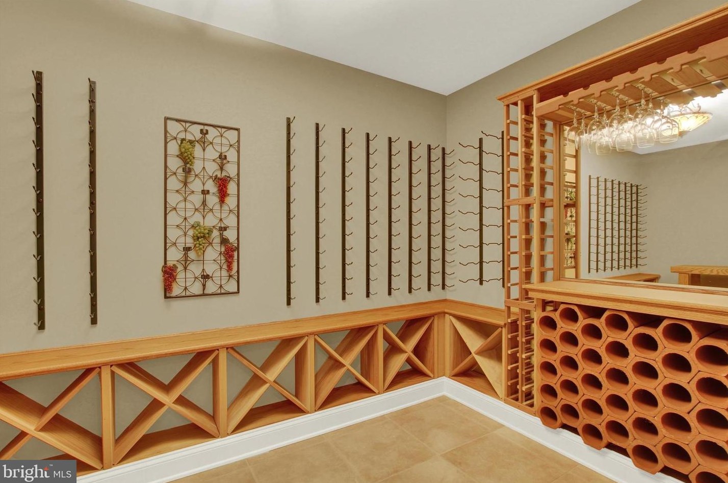 280 Thornhill Dr, Hanover PA  17331-7973 exterior