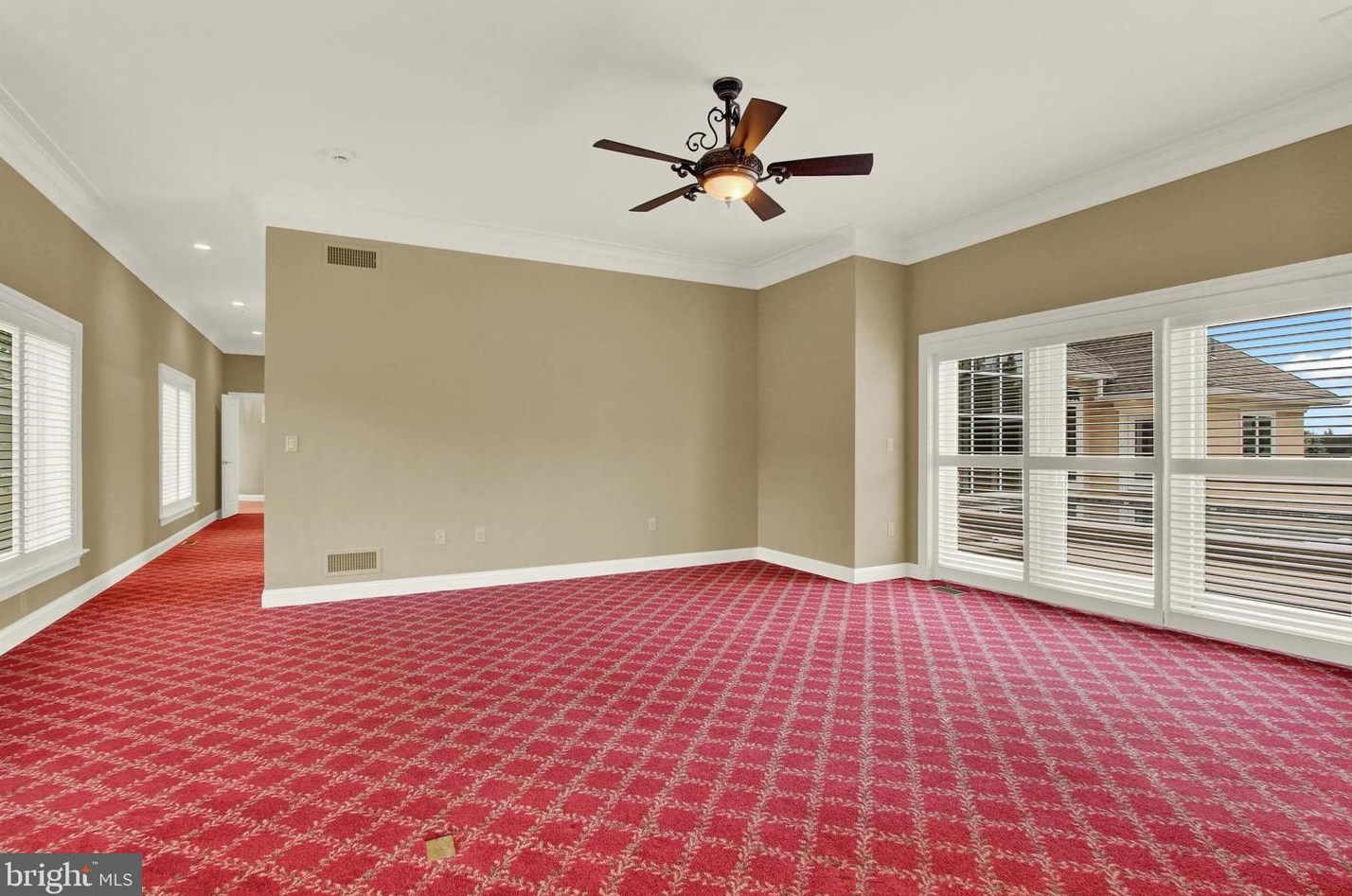 280 Thornhill Dr, Hanover PA  17331-7973 exterior