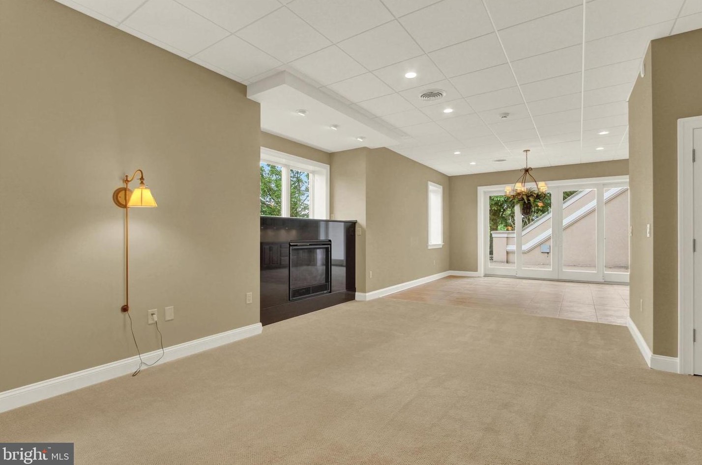 280 Thornhill Dr, Hanover PA  17331-7973 exterior