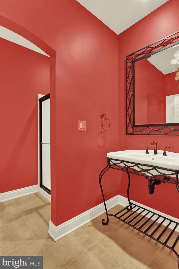 280 Thornhill Dr, Hanover PA  17331-7973 exterior