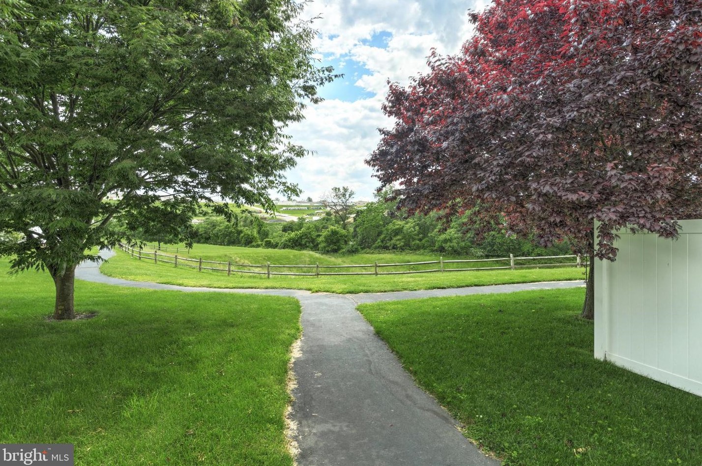 285 Thomas Armor Dr, Bittersville PA  17366-9000 exterior