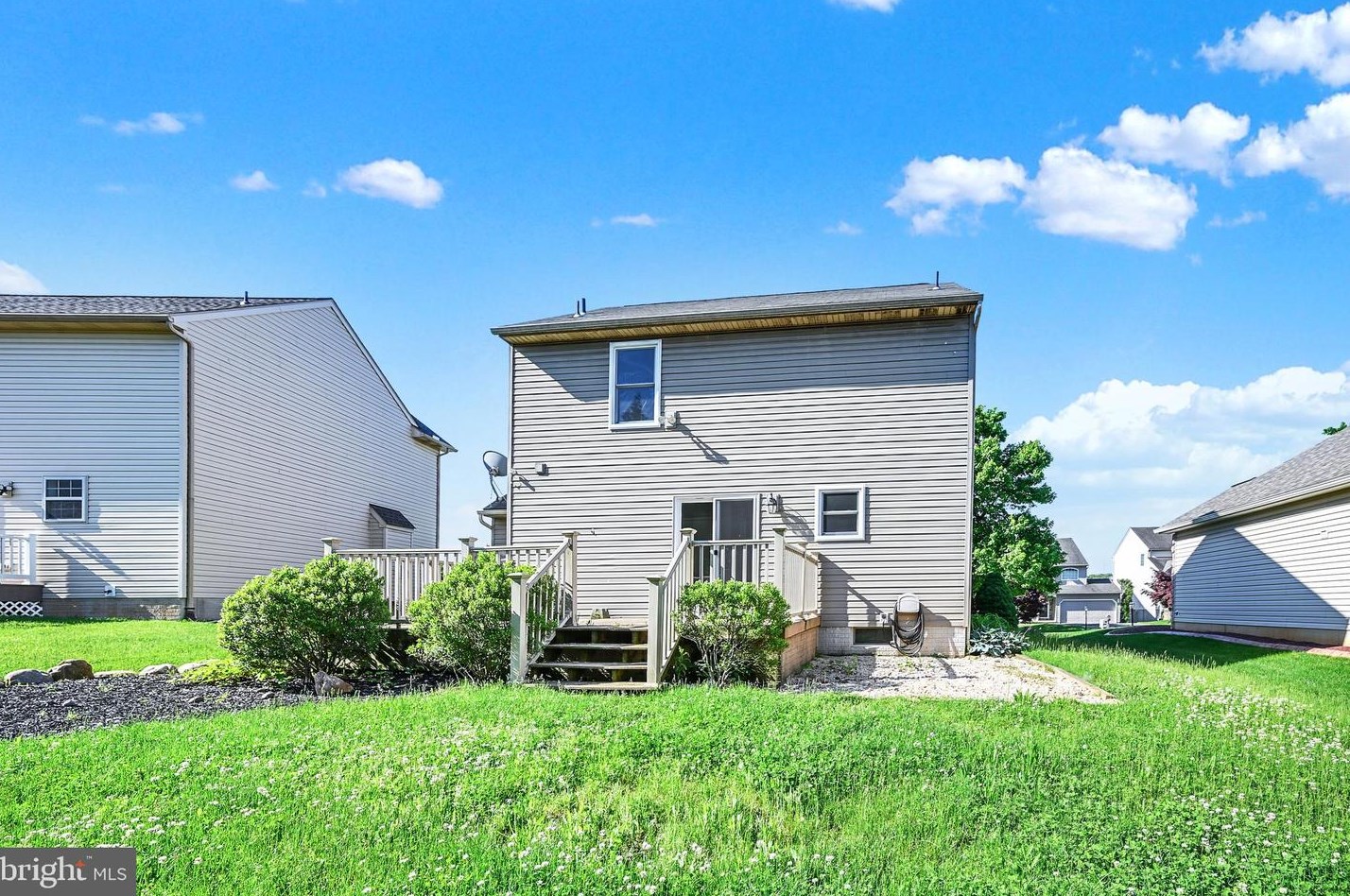 270 Thomas Armor Dr, Bittersville PA 17366-9000 exterior