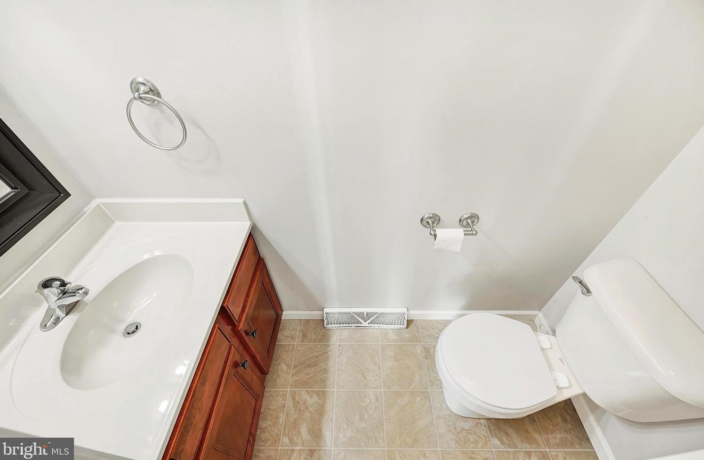 270 Thomas Armor Dr, Bittersville PA 17366-9000 exterior