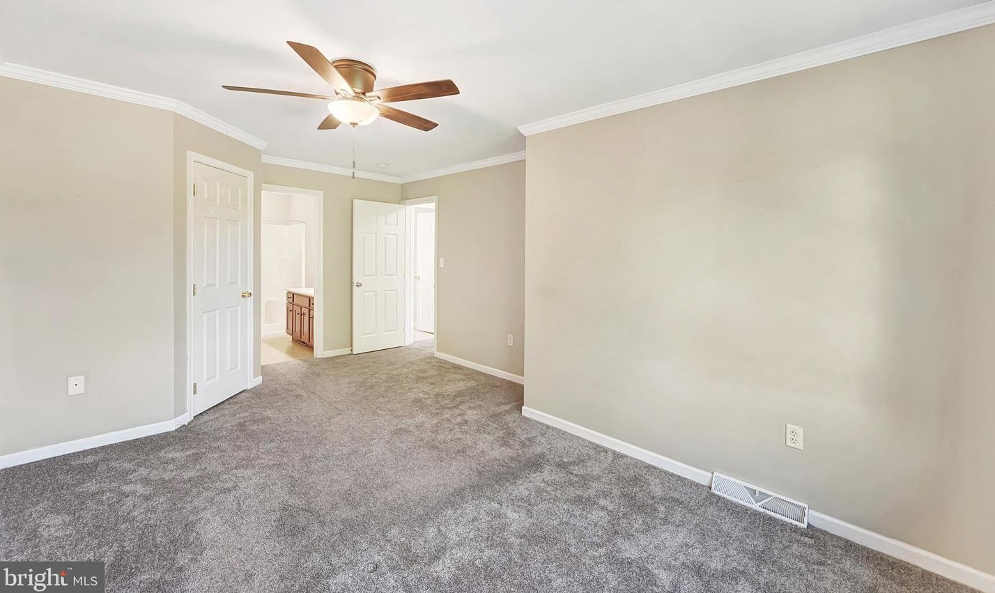 270 Thomas Armor Dr, Bittersville PA 17366-9000 exterior