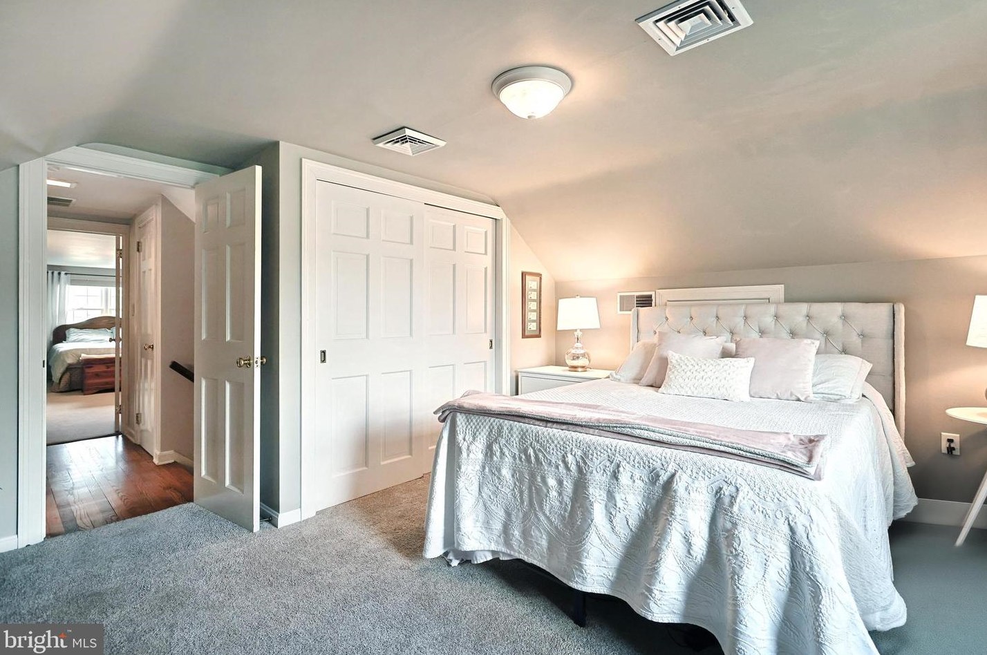 387 Dart Dr, Hanover PA 17331-1324 exterior