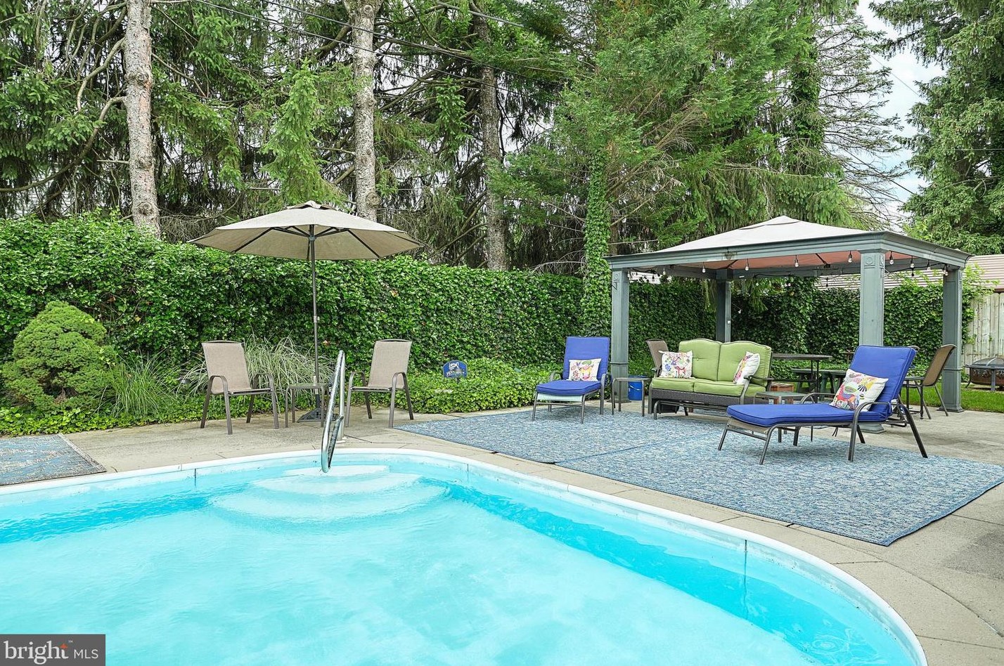 387 Dart Dr, Hanover PA 17331-1324 exterior