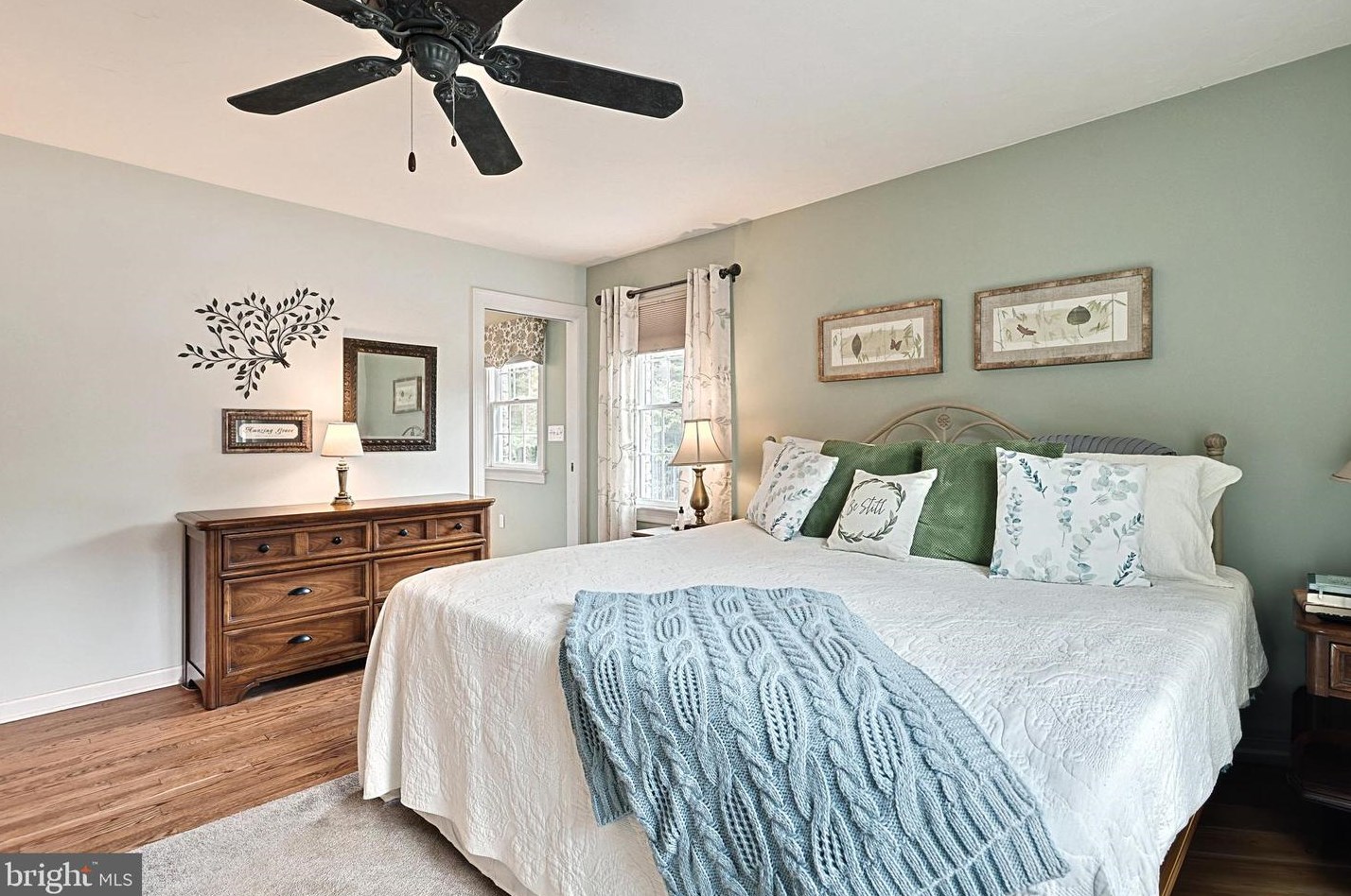 387 Dart Dr, Hanover PA 17331-1324 exterior